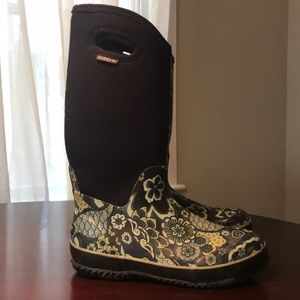 Bogs boots